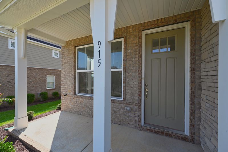 915 Cavan Ln, Mount Juliet, TN 37122