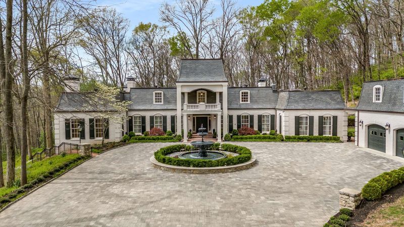 4412 Chickering Ln, Nashville, TN 37215
