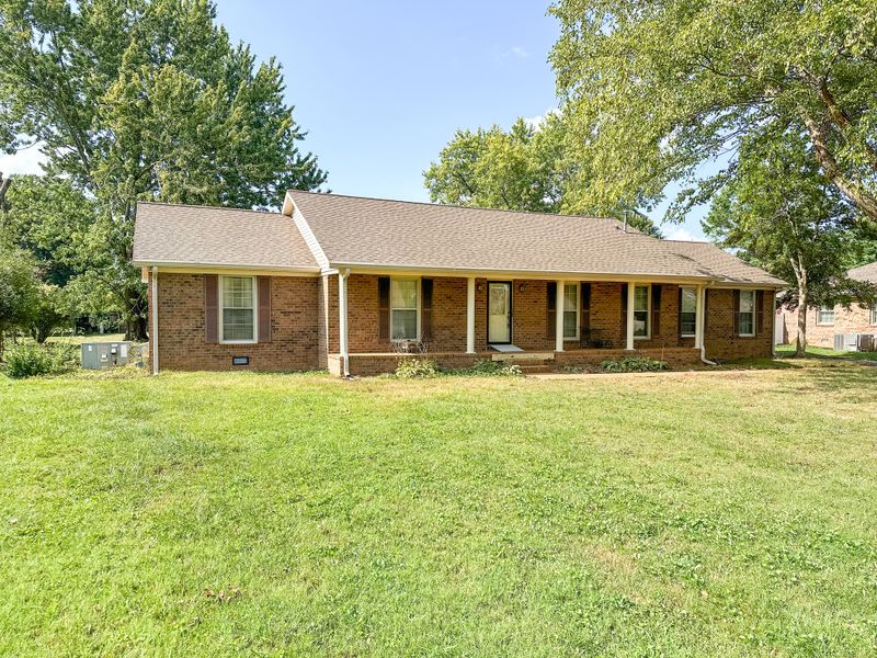 611 Richard Rd, Murfreesboro, TN 37129