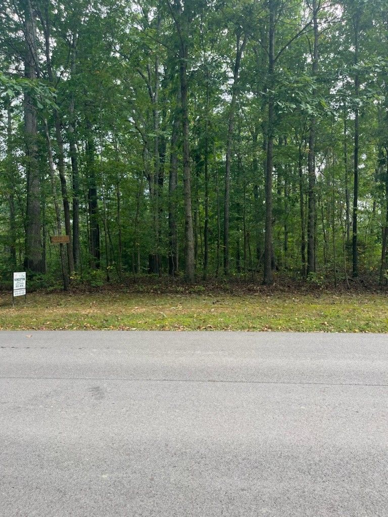 1021 Founders Ln, Kingston Springs, TN 37082