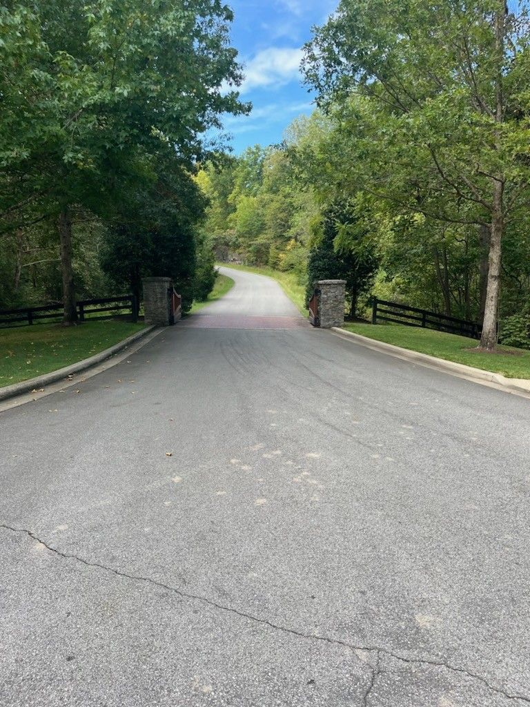 1021 Founders Ln, Kingston Springs, TN 37082
