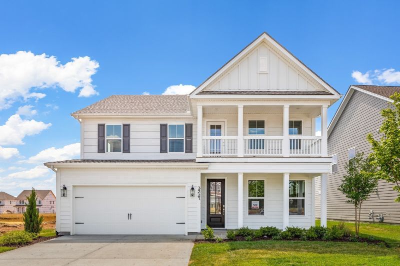 915 Heatherfield Ln, Spring Hill, TN 37174