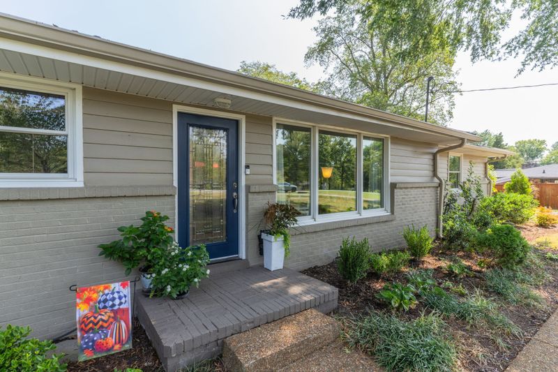120 Riviera Dr, Hendersonville, TN 37075