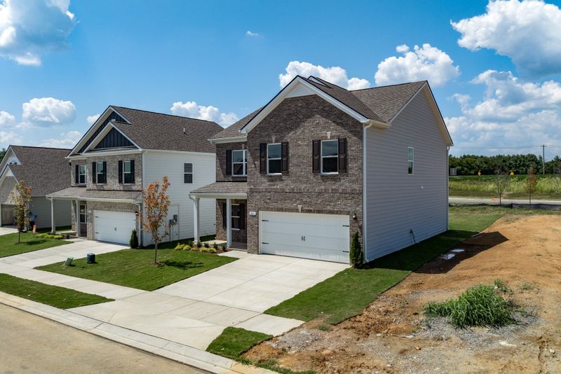 261 Summerlin Dr, Gallatin, TN 37066