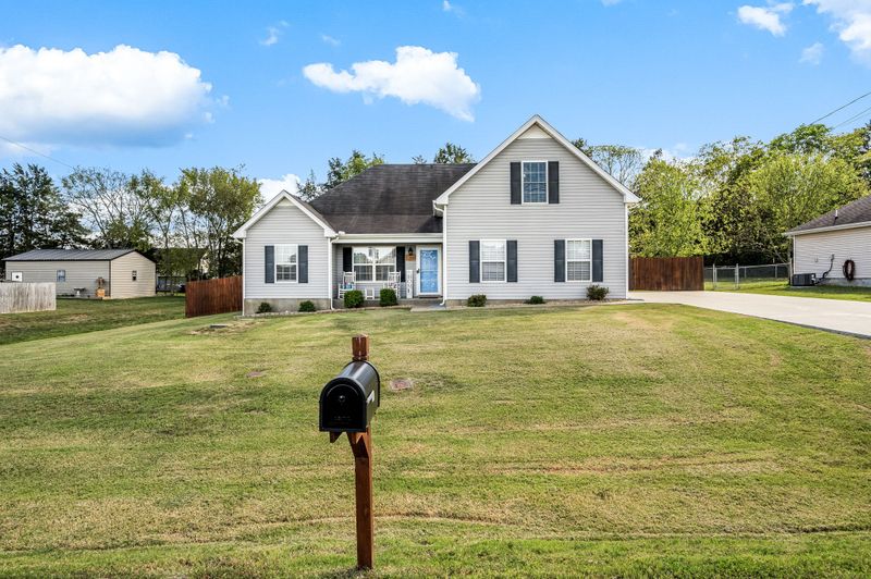 205 Oleander Ln, Murfreesboro, TN 37129