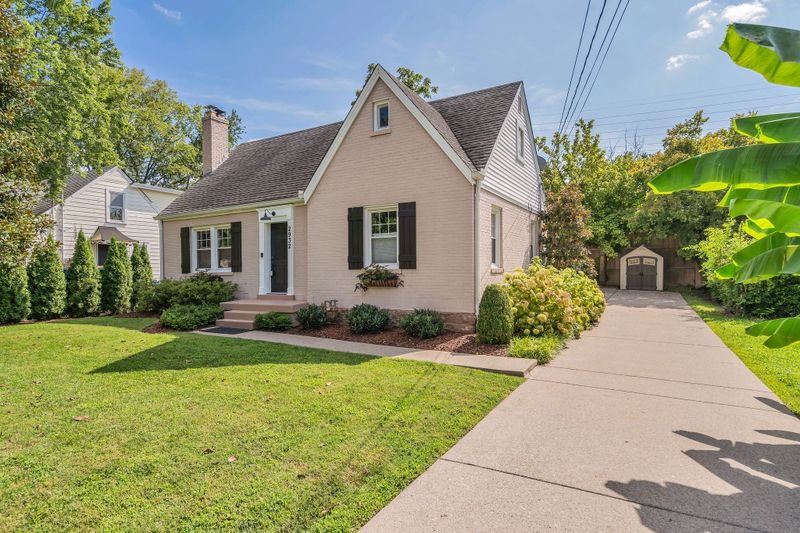 2932 Primrose Cir, Nashville, TN 37212