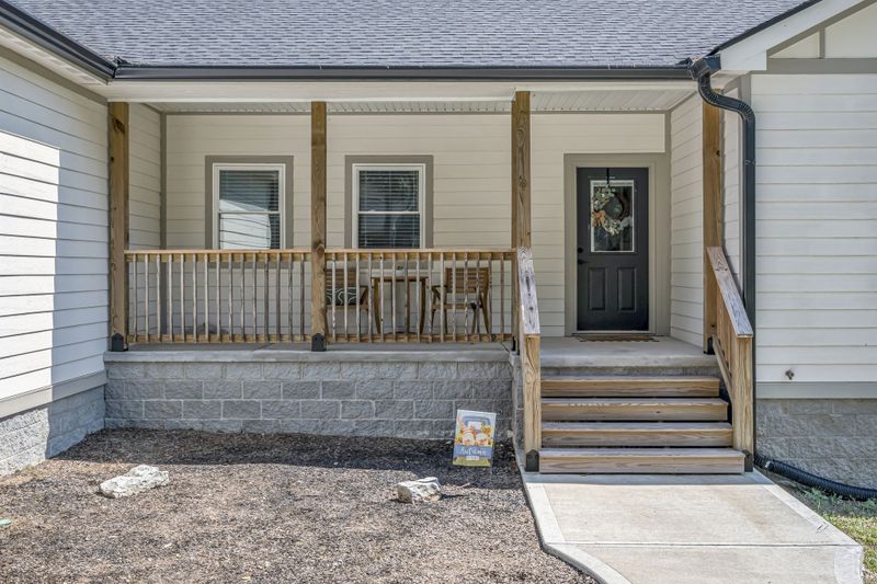 1854 Jones Creek Rd, Dickson, TN 37055