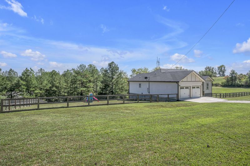 1854 Jones Creek Rd, Dickson, TN 37055