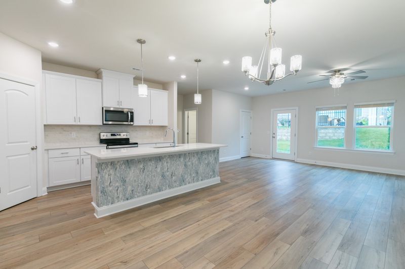 1532 Olympic Ln, Lebanon, TN 37087