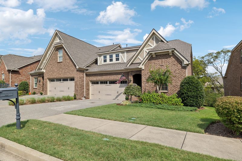1340 Reynard Dr, Gallatin, TN 37066