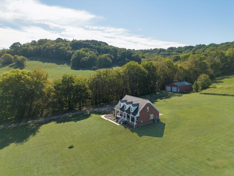4425 Sowell Hollow Rd, Columbia, TN 38401