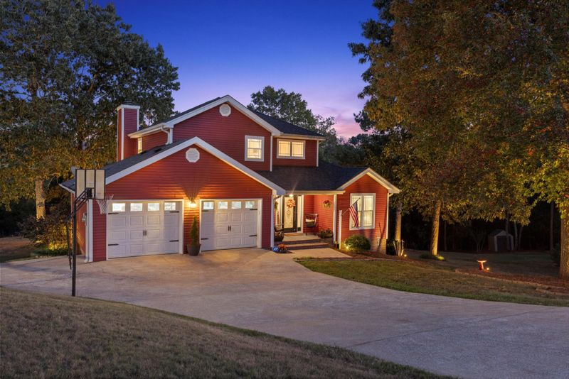 707 Misty Ridge Ln, Ringgold, GA 30736