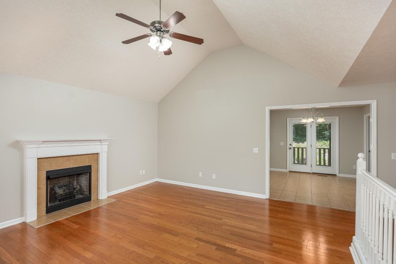 200 Peachtree Cir, Ringgold, GA 30736