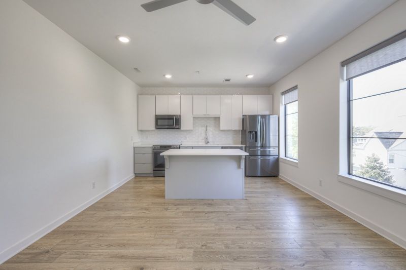 1402 Pillow St #301, Nashville, TN 37203