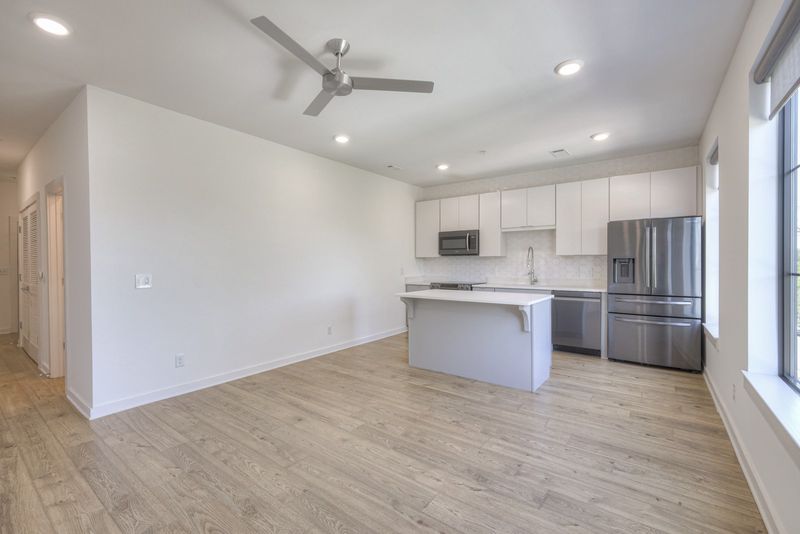 1402 Pillow St #301, Nashville, TN 37203