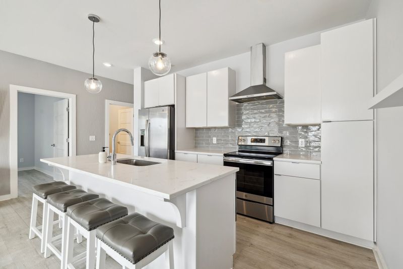 1402 Pillow St #405, Nashville, TN 37203