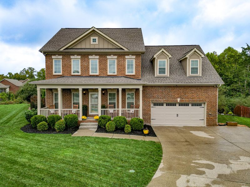 6009 Spade Dr, Spring Hill, TN 37174