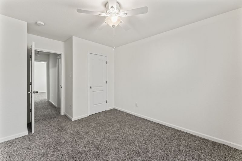 3102 Dizzy Dean Dr W, Murfreesboro, TN 37128