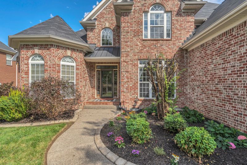 1014 Fitzroy Cir, Spring Hill, TN 37174