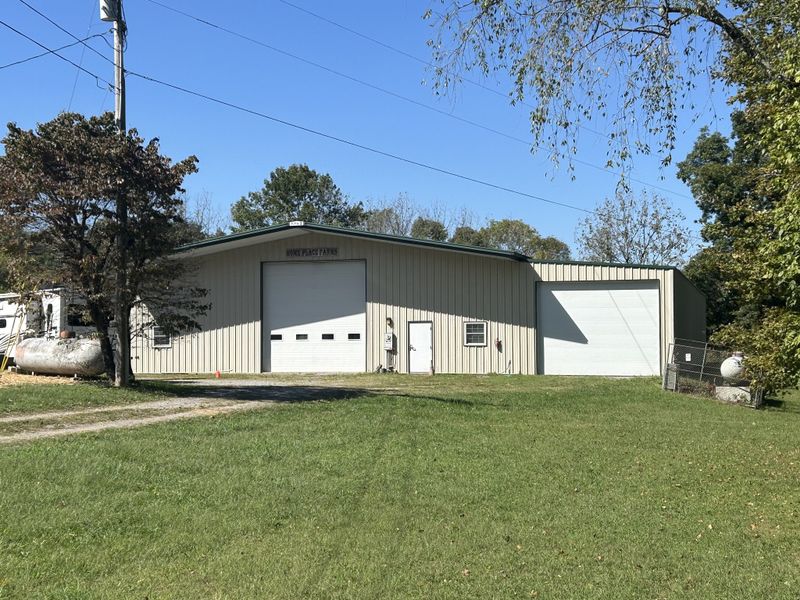 8336 Horseshoe Rd, Cross Plains, TN 37049
