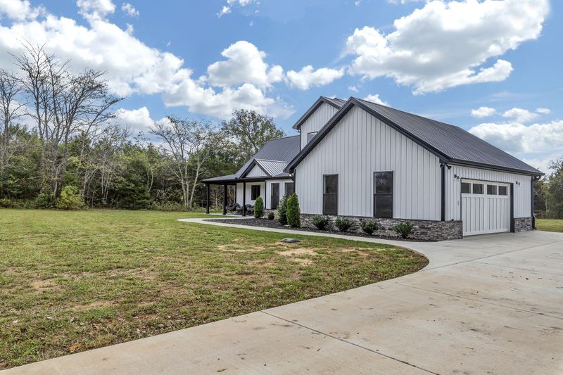 3032 Vesta Rd, Lebanon, TN 37090