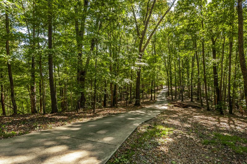 95 Busby Hollow Ln, Hendersonville, TN 37075