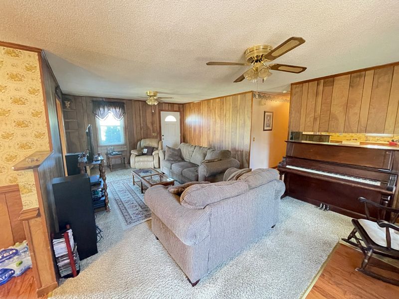 5221 Leanna Rd, Murfreesboro, TN 37129