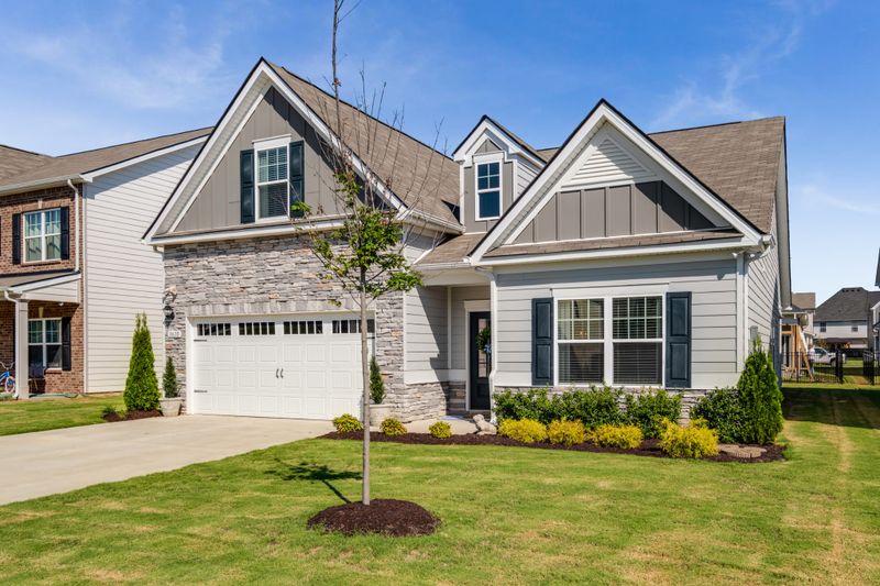 3610 Capstone Dr, Murfreesboro, TN 37128