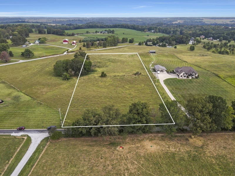 0 Edd Ross Rd, Cedar Hill, TN 37032