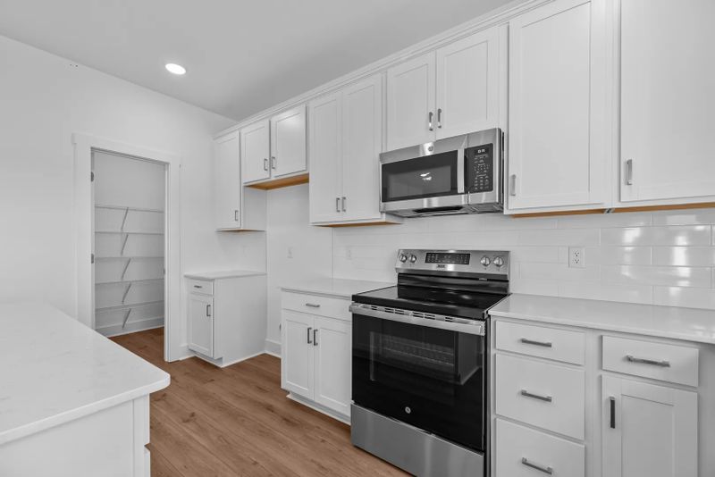 112 Model Ct, Columbia, TN 38401
