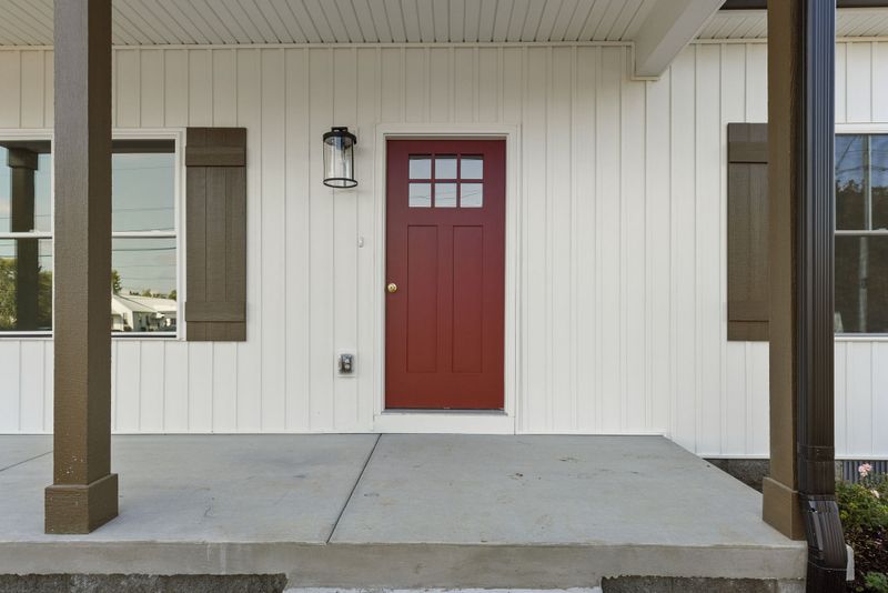 1005 W Main St, Portland, TN 37148
