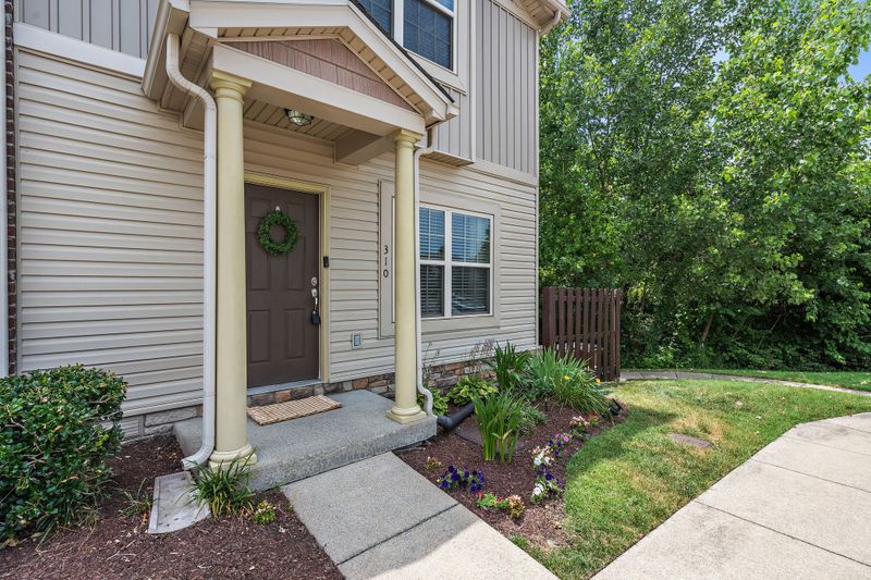 310 Stonecrest Way, Nashville, TN 37209
