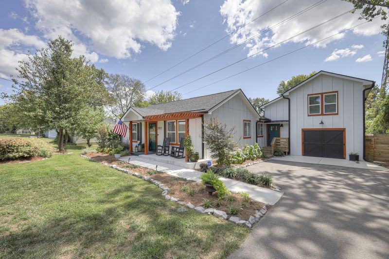 2925 Teakwood Dr, Nashville, TN 37214