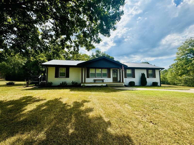 1175 Rock Church Rd, Dickson, TN 37055