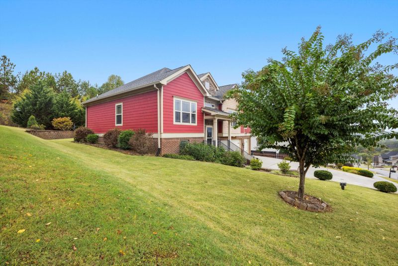 220 Vineyard Blvd, Ringgold, GA 30736