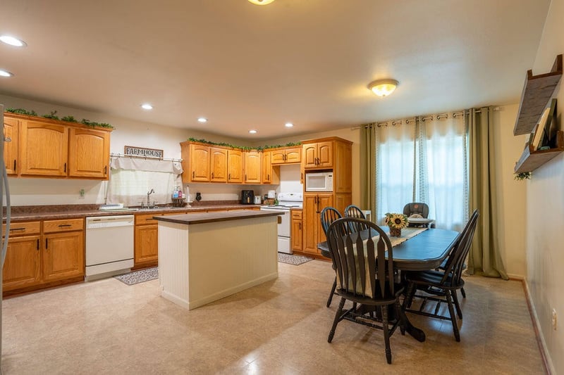 75 Co Rd 483, Bryant, AL 35958