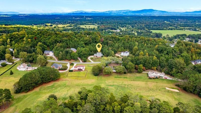 318 Golf View Dr, Cohutta, GA 30710