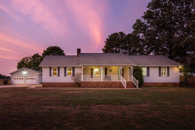 25521 Capshaw Rd, Athens, AL 35613