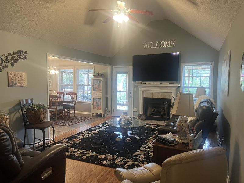 381 Bluff View Dr, Ringgold, GA 30736