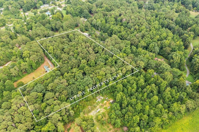 2 Merlin Way, Dalton, GA 30721