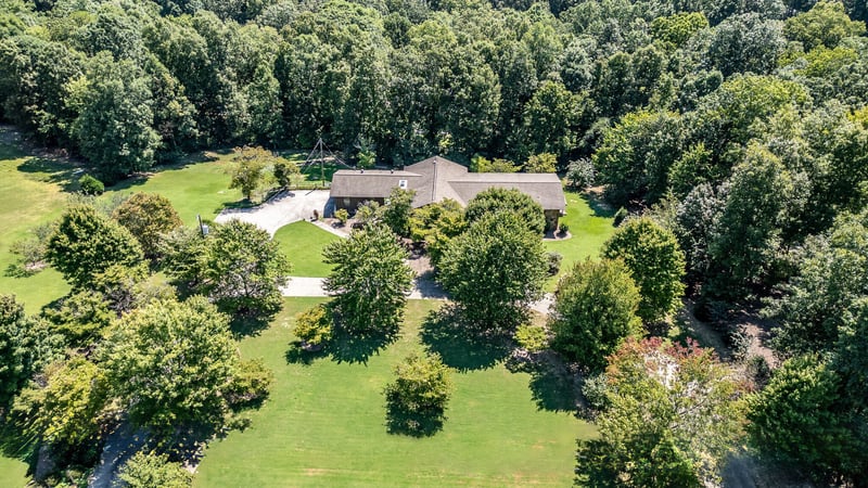 4202 Loftwood Dr, Cohutta, GA 30710