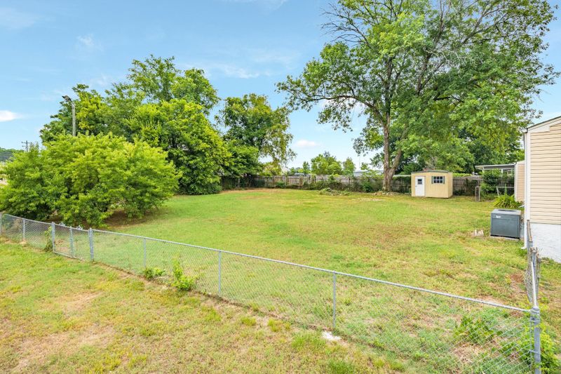 108 Stephenson Dr, Fort Oglethorpe, GA 30742