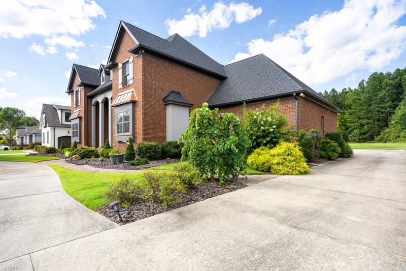 315 White Eagle Trl, Ringgold, GA 30736