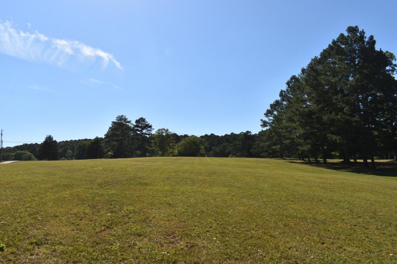 2589 Post Oak Rd, Ringgold, GA 30736