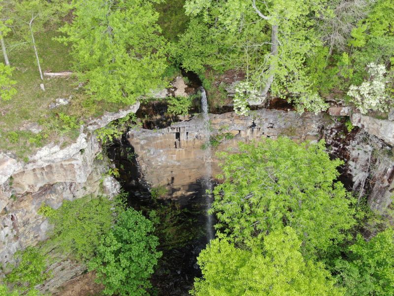64 Co Rd 452, Section, AL 35771