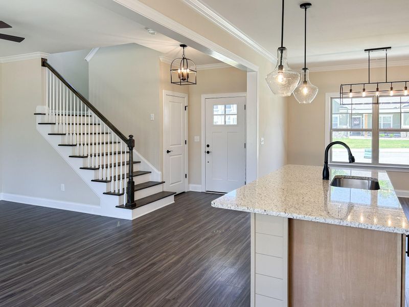 219 Winchester Dr, Fort Oglethorpe, GA 30742