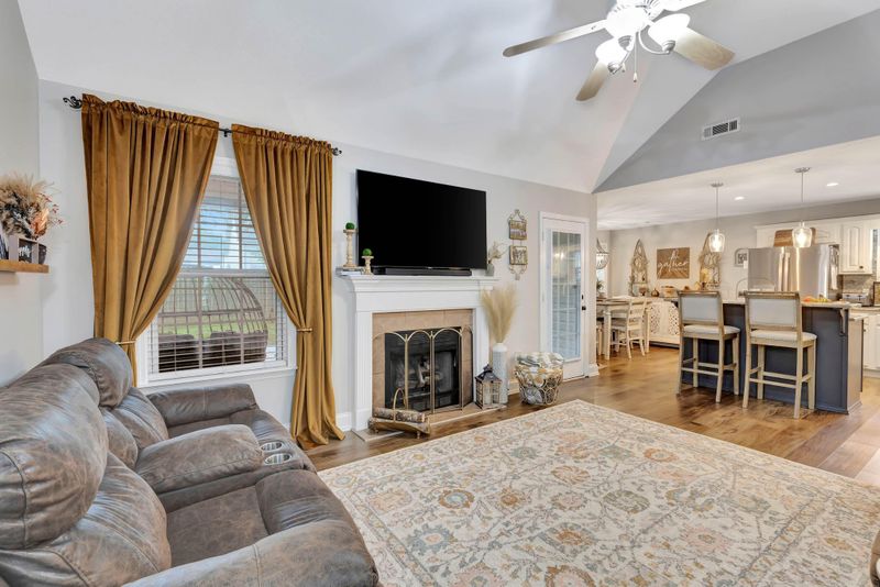 103 Boxwood Dr, Ringgold, GA 30736