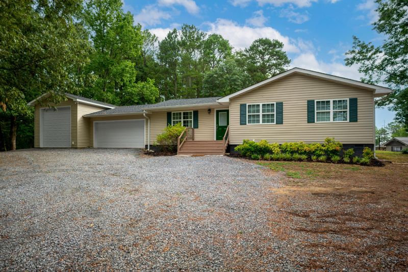 305 Mine Rd, Tunnel Hill, GA 30755