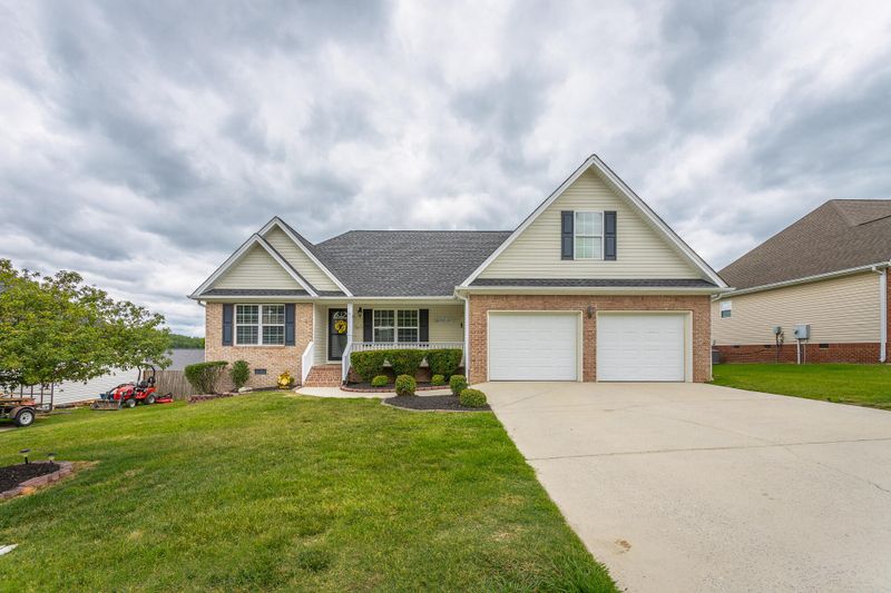 398 Fieldstone Dr, Ringgold, GA 30736