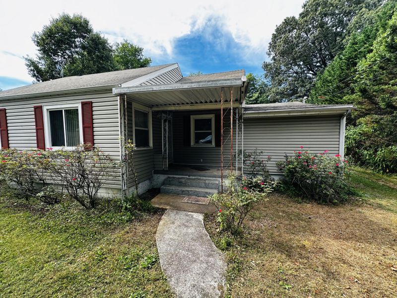 113 Ellis Dr, Rossville, GA 30741